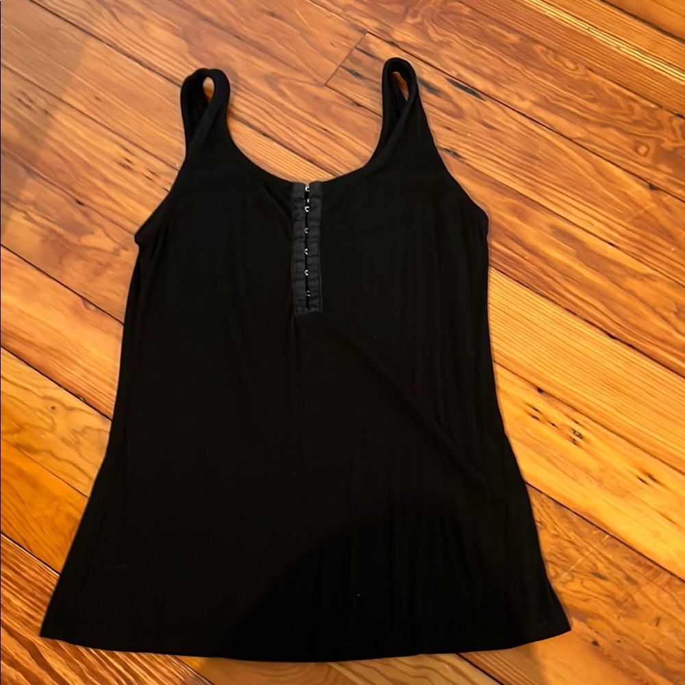 Black Sleeveless Top